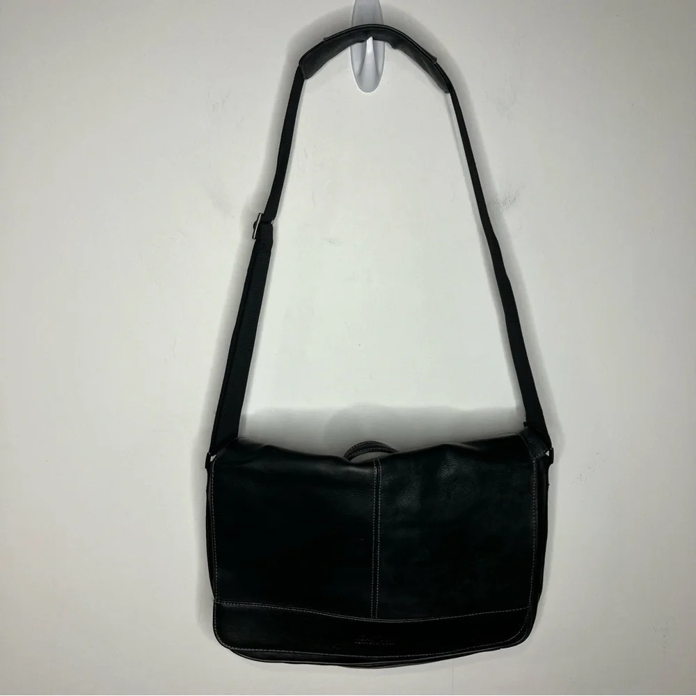 Reaction Kenneth‎ Cole black leather briefcase laptop bag